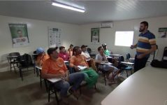 operarios-concluem-ensino-basico-apos-aulas-dentro-da-obra,-em-goias